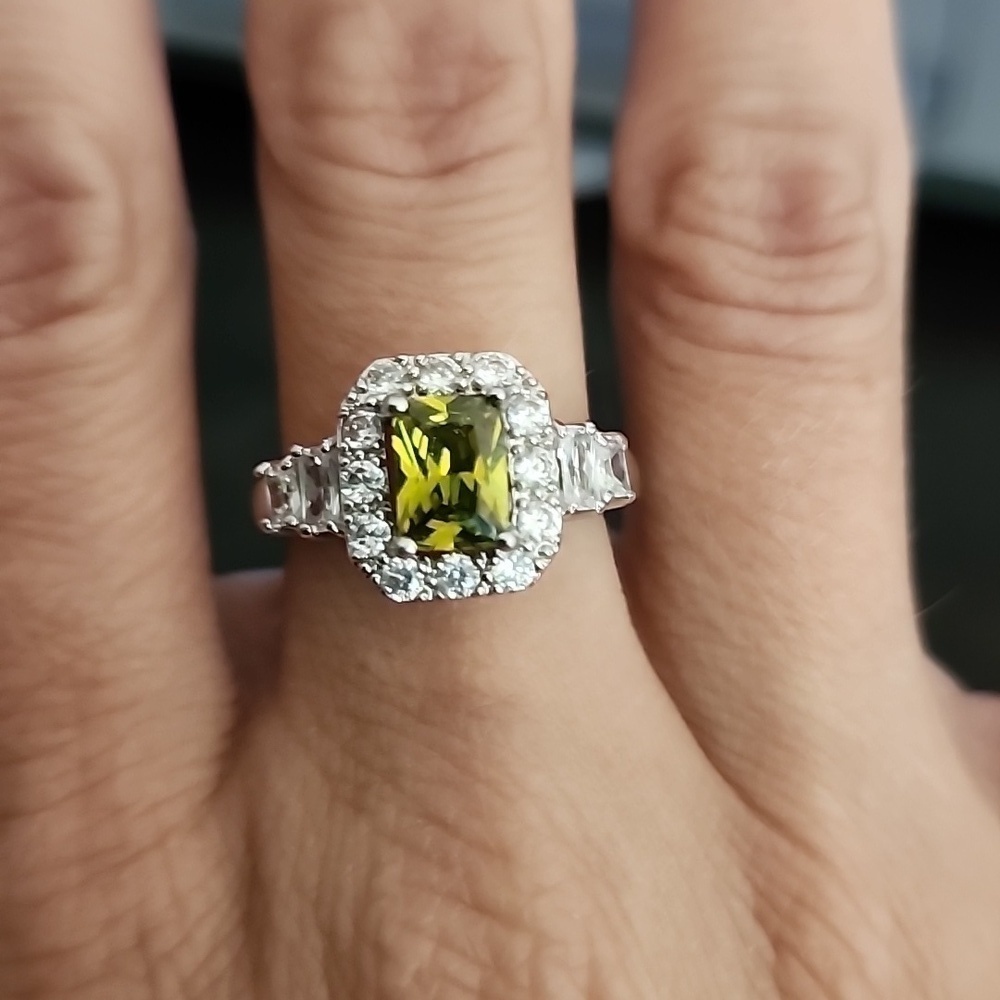 Fragrant jewels ring
